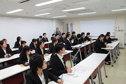 東京 新宿 日本電子専門学校 Cg ゲーム アニメ 情報 電気等25学科